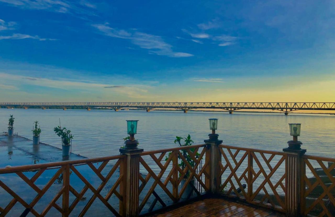 Excel River View Yangon Extérieur photo